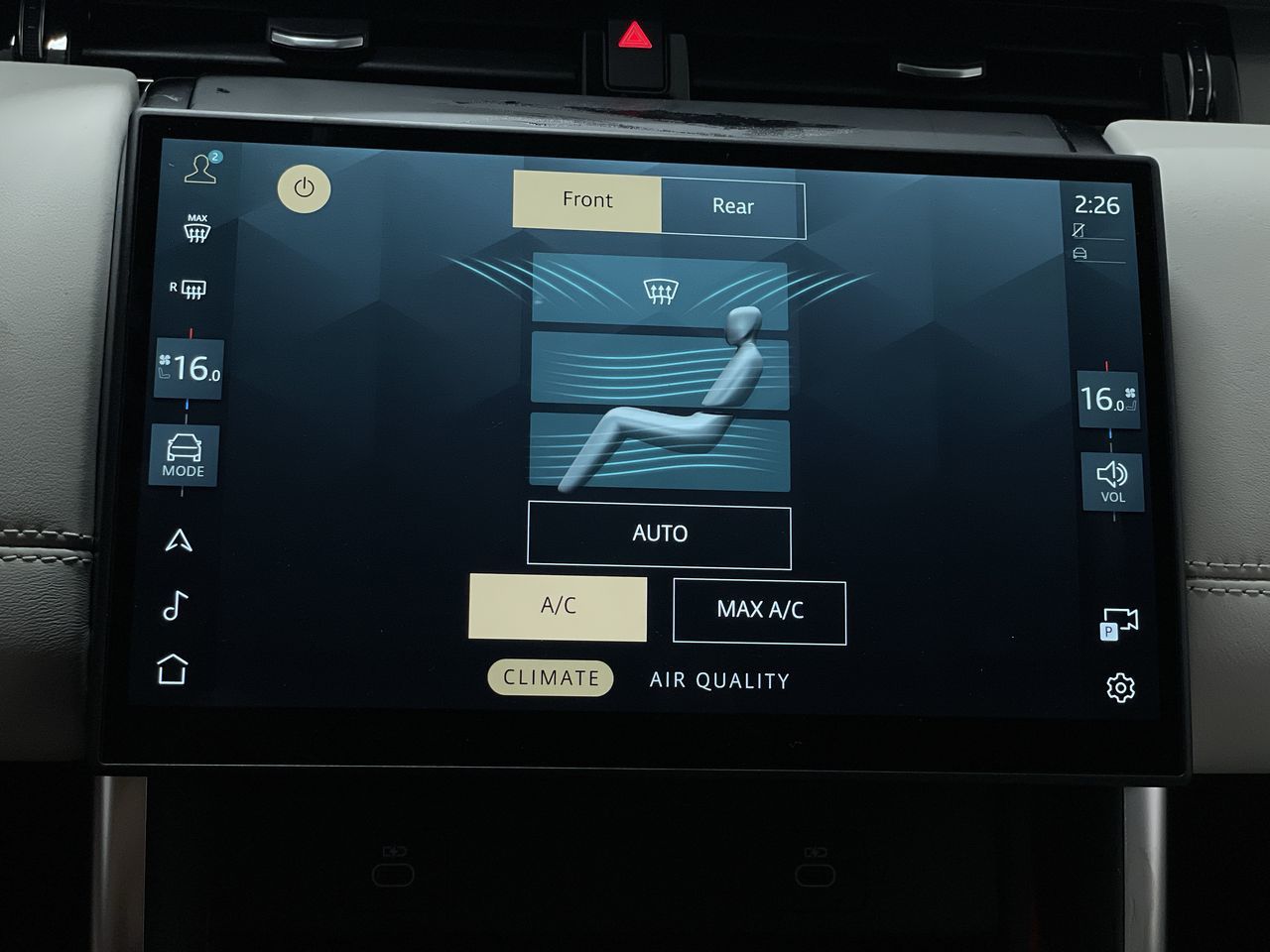 2024 Land Rover DISCOVERY SPORT in Vancouver, British Columbia