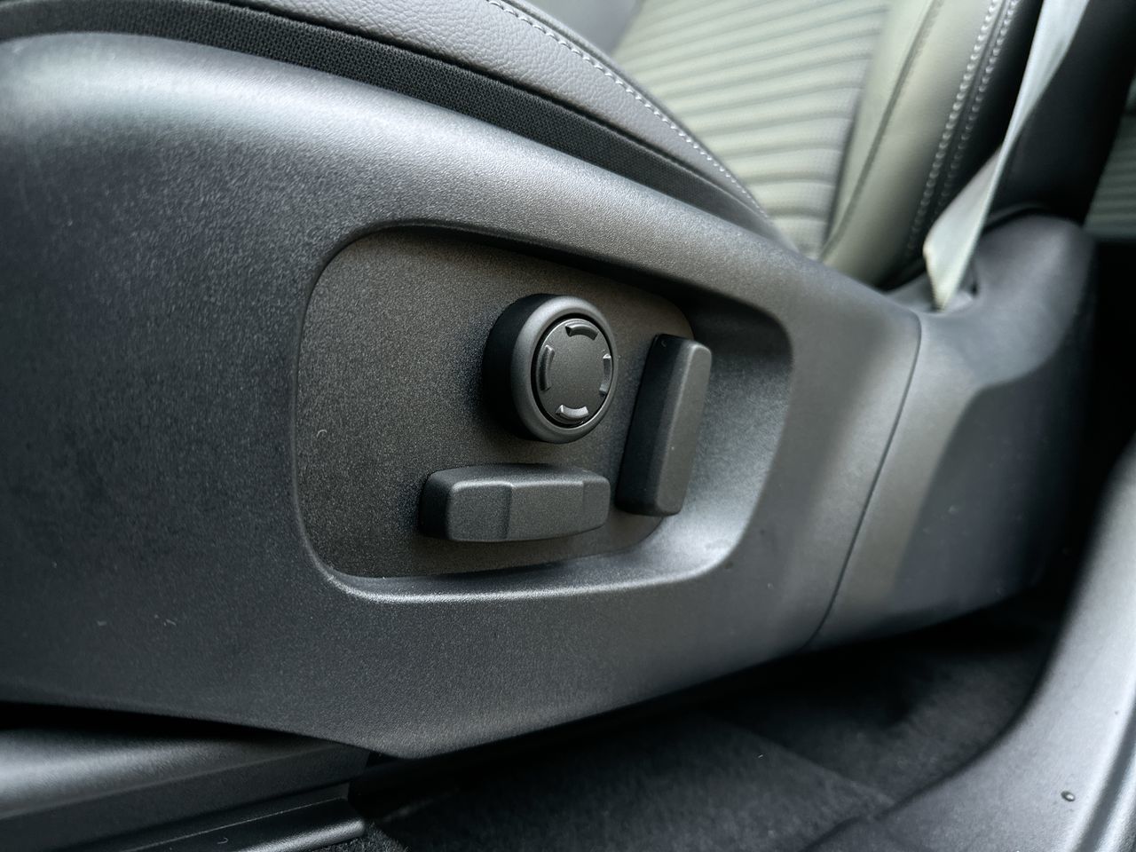 2025 Land Rover DISCOVERY SPORT in Vancouver, British Columbia