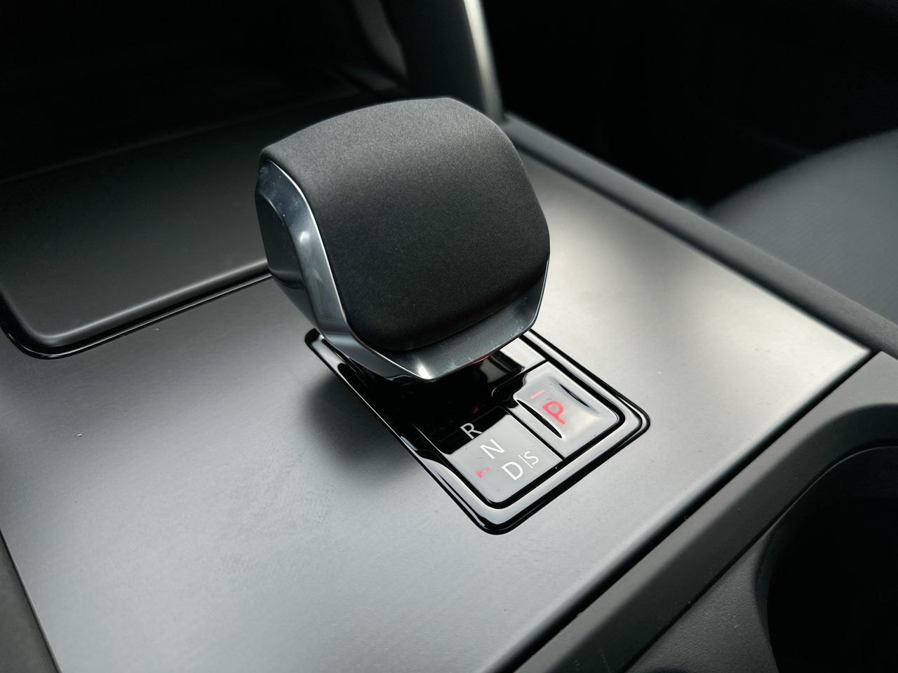 2025 Land Rover DISCOVERY SPORT in Vancouver, British Columbia
