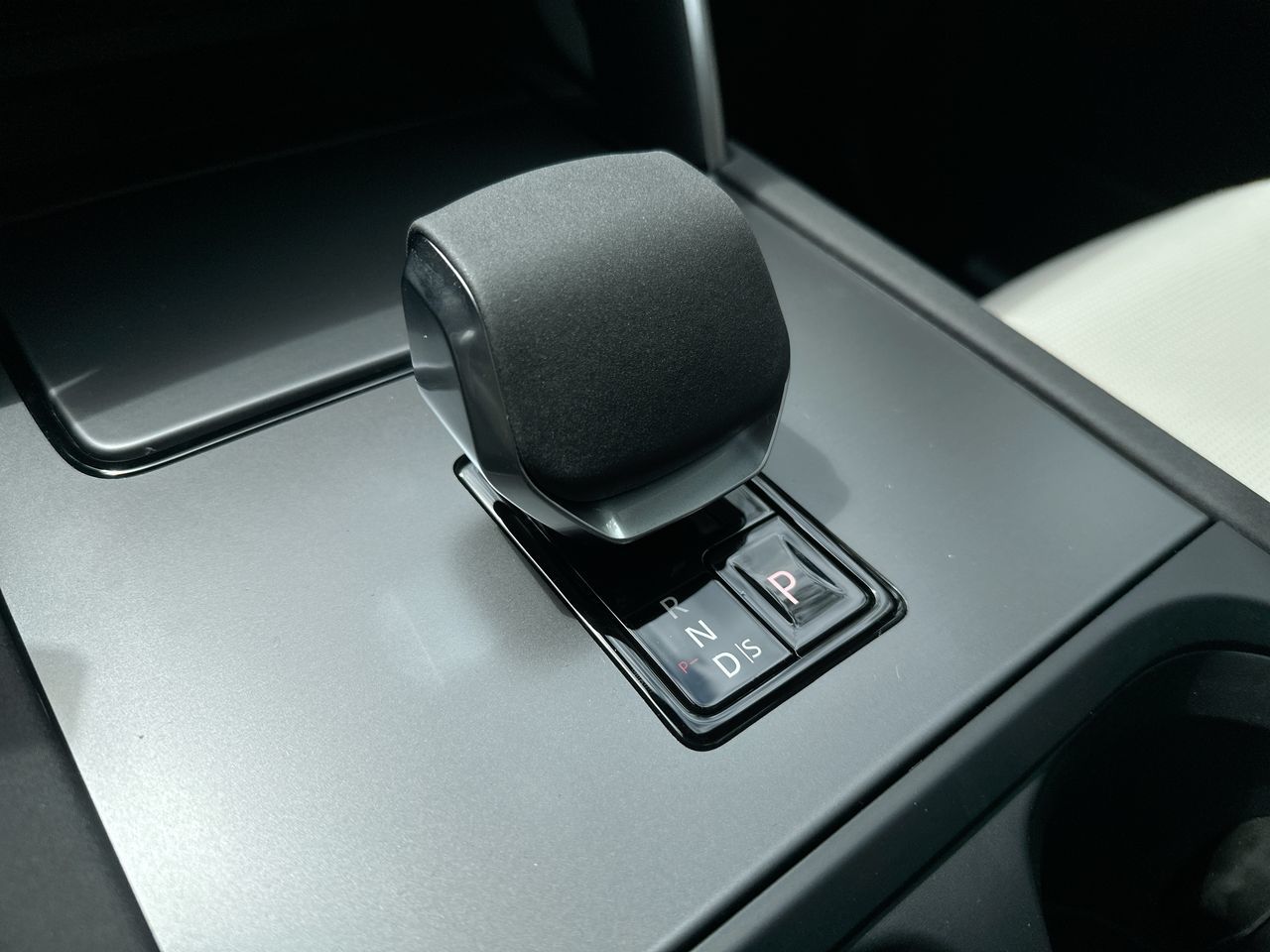 2025 Land Rover DISCOVERY SPORT in Vancouver, British Columbia