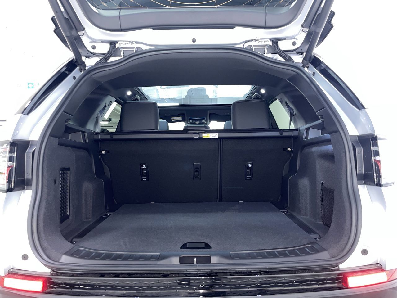 2025 Land Rover Discovery Sport