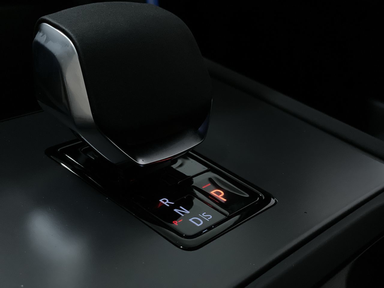 2025 Land Rover Discovery Sport