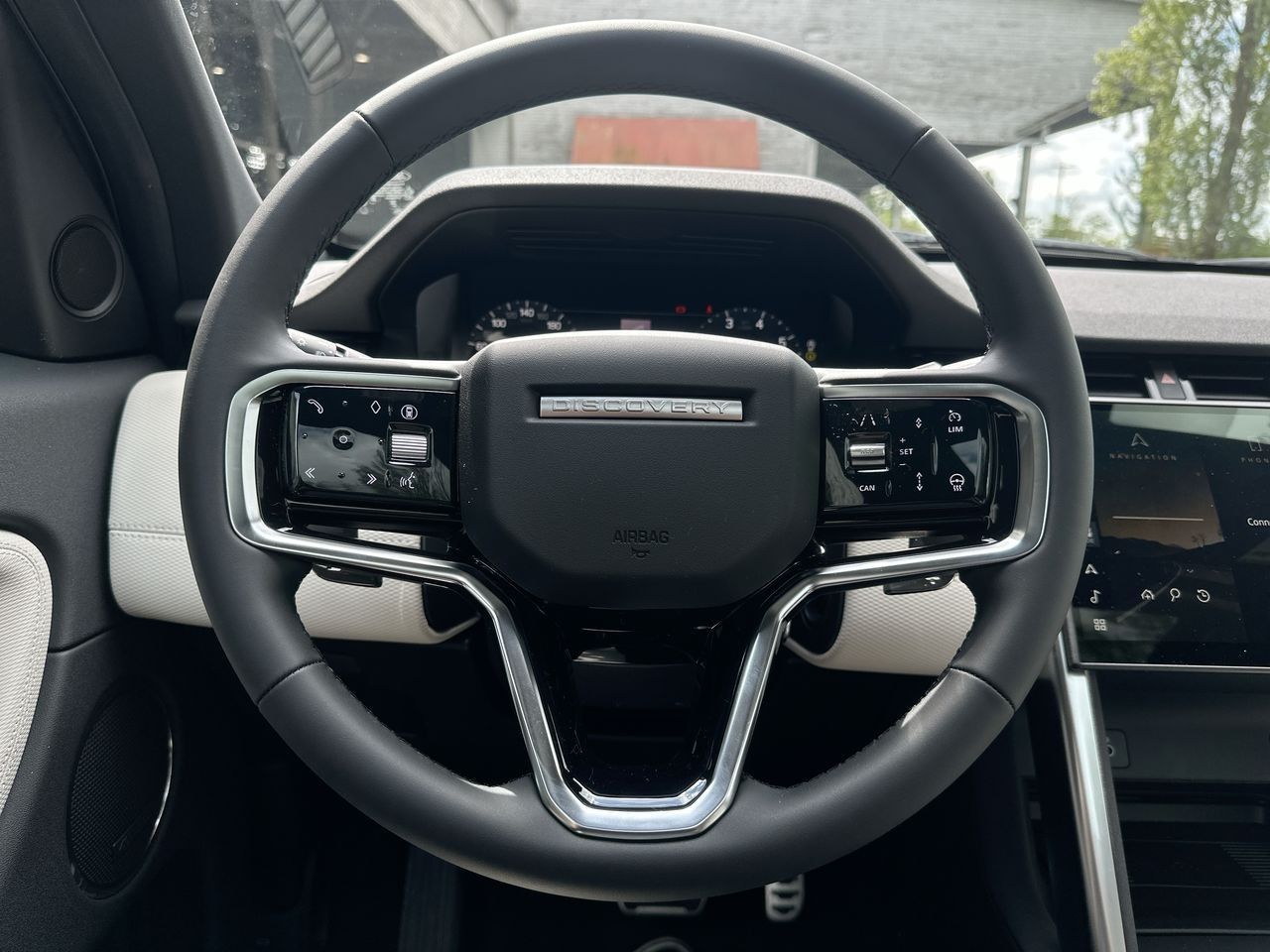 2025 Land Rover Discovery Sport in Vancouver, British Columbia