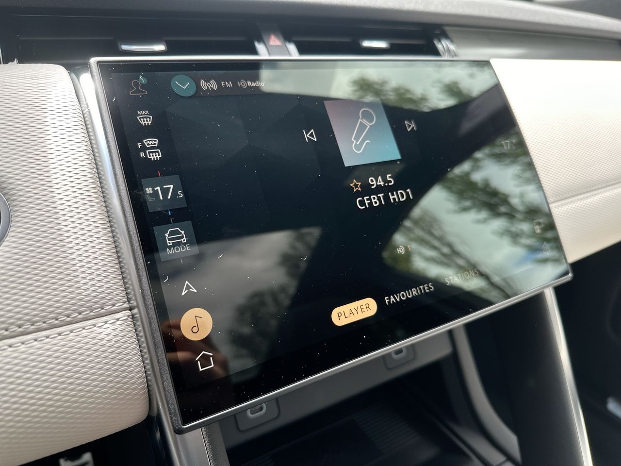 2025 Land Rover Discovery Sport in Vancouver, British Columbia