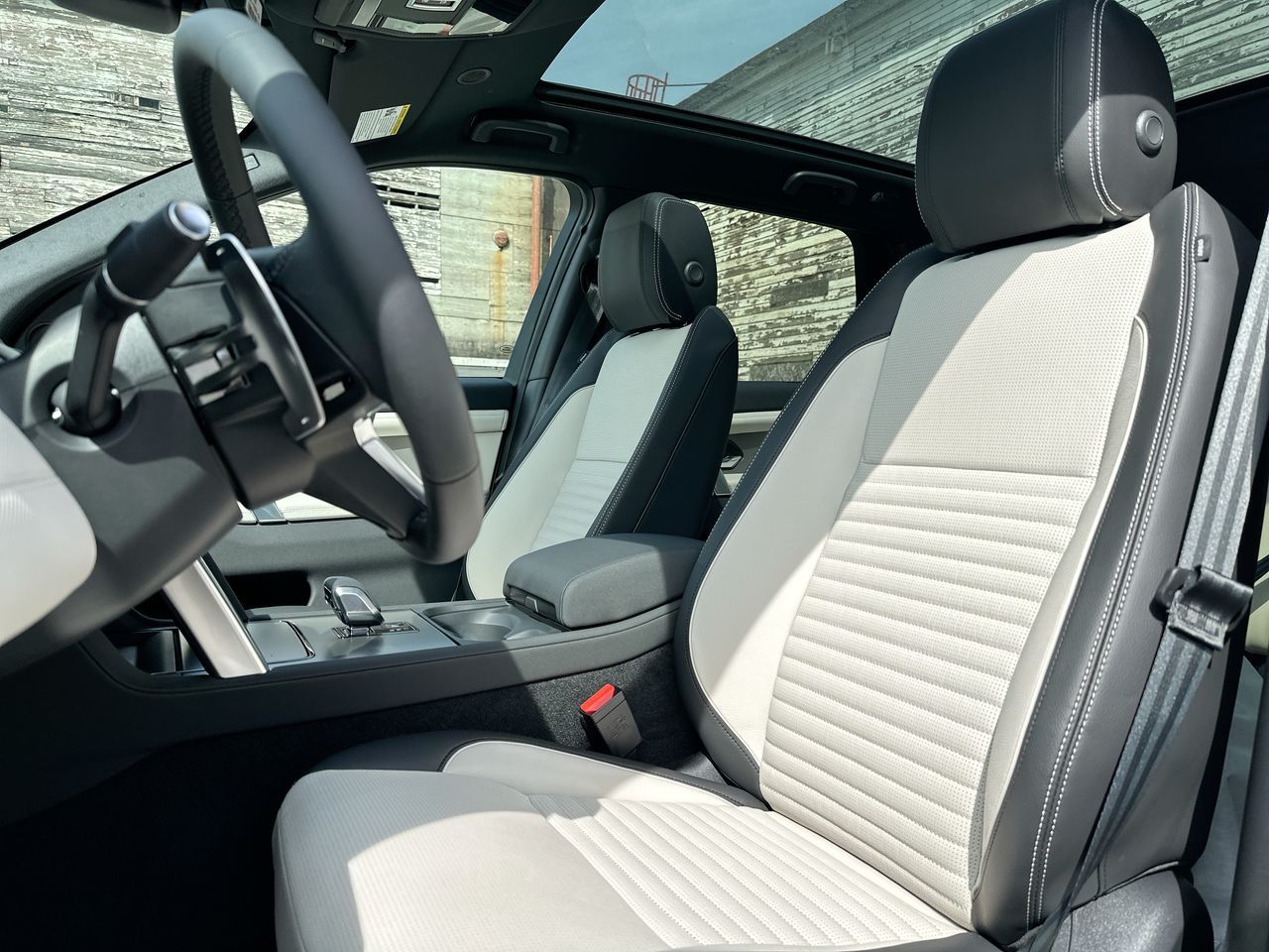2026 Land Rover Discovery Sport