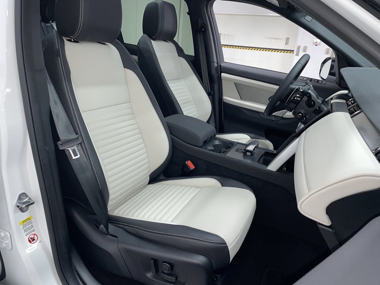 2026 Land Rover Discovery Sport
