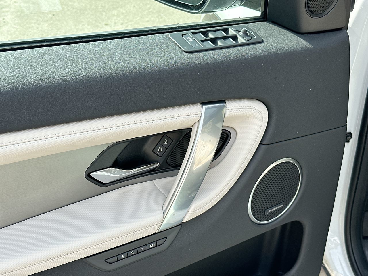 2026 Land Rover Discovery Sport