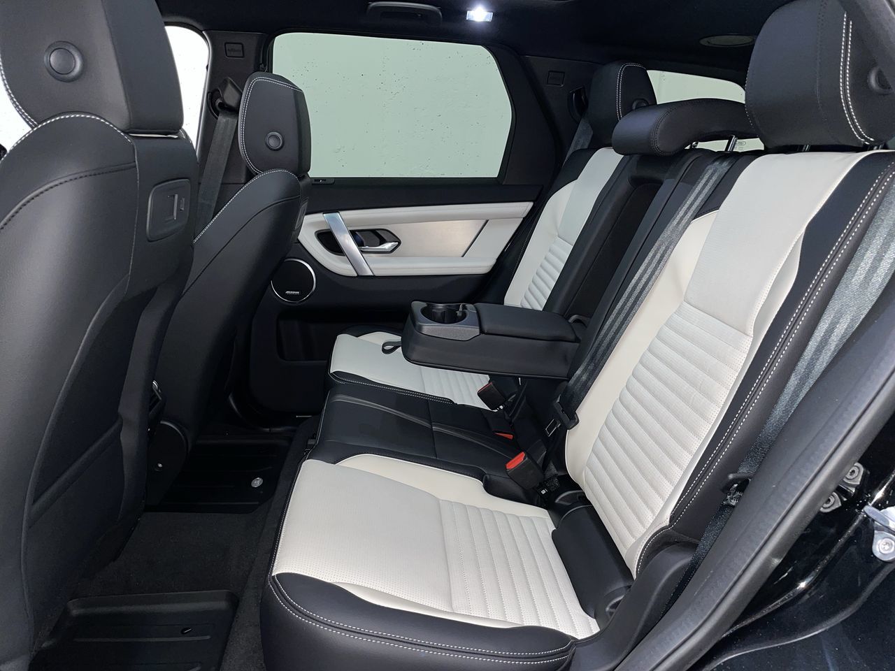 2026 Land Rover Discovery Sport