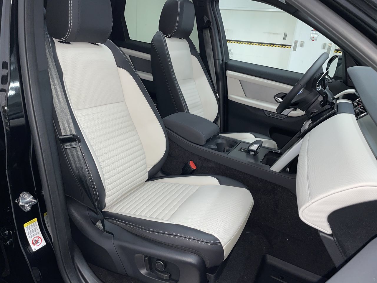 2026 Land Rover Discovery Sport