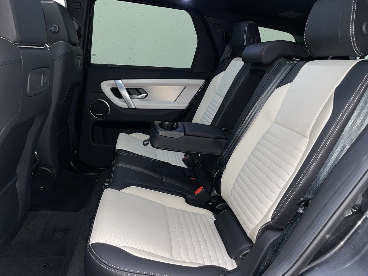 2026 Land Rover Discovery Sport