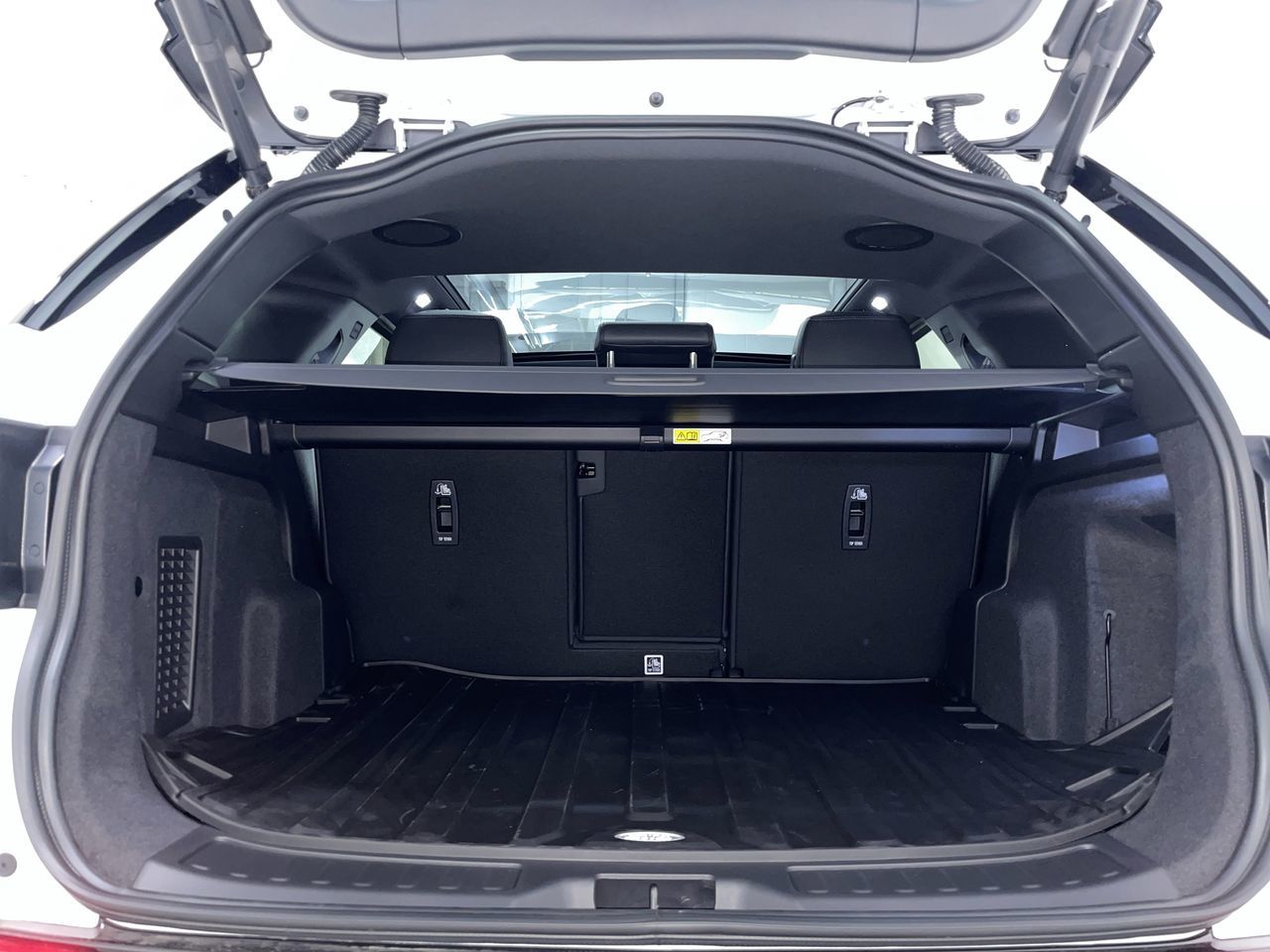 2026 Land Rover Discovery Sport in Vancouver, British Columbia