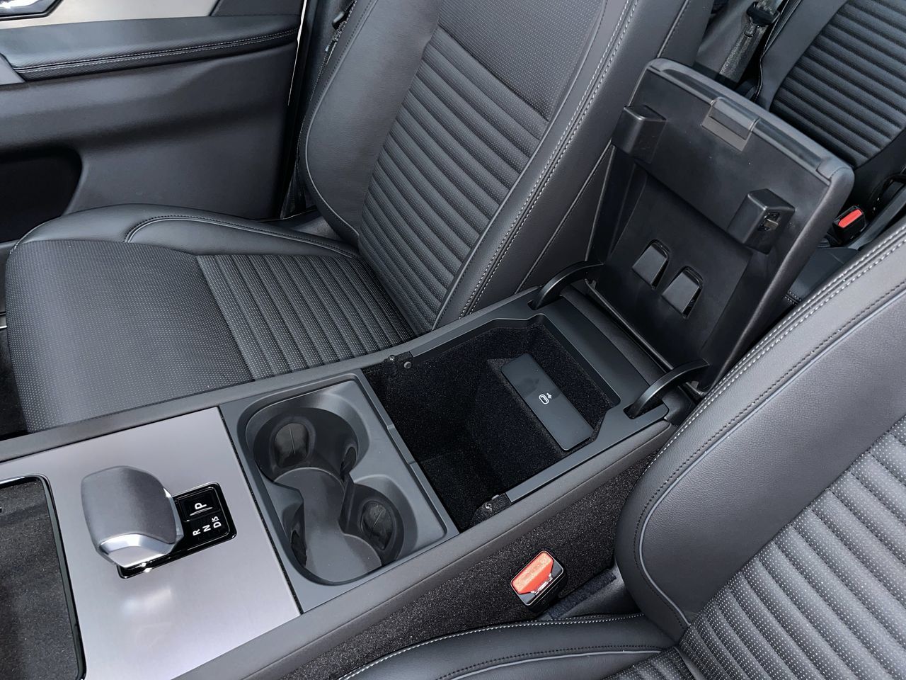 2026 Land Rover Discovery Sport in Vancouver, British Columbia