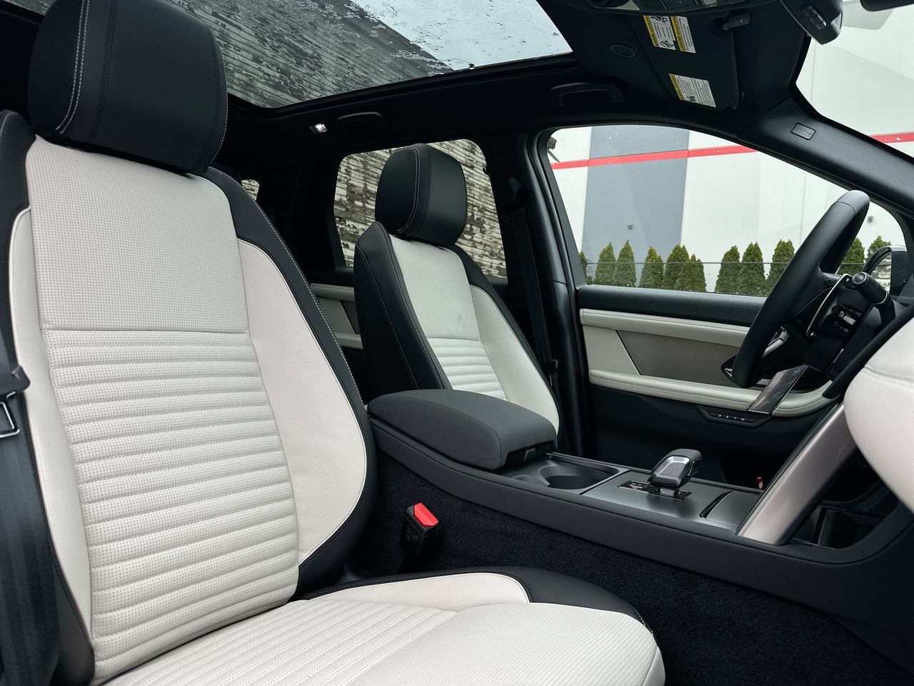 2026 Land Rover Discovery Sport
