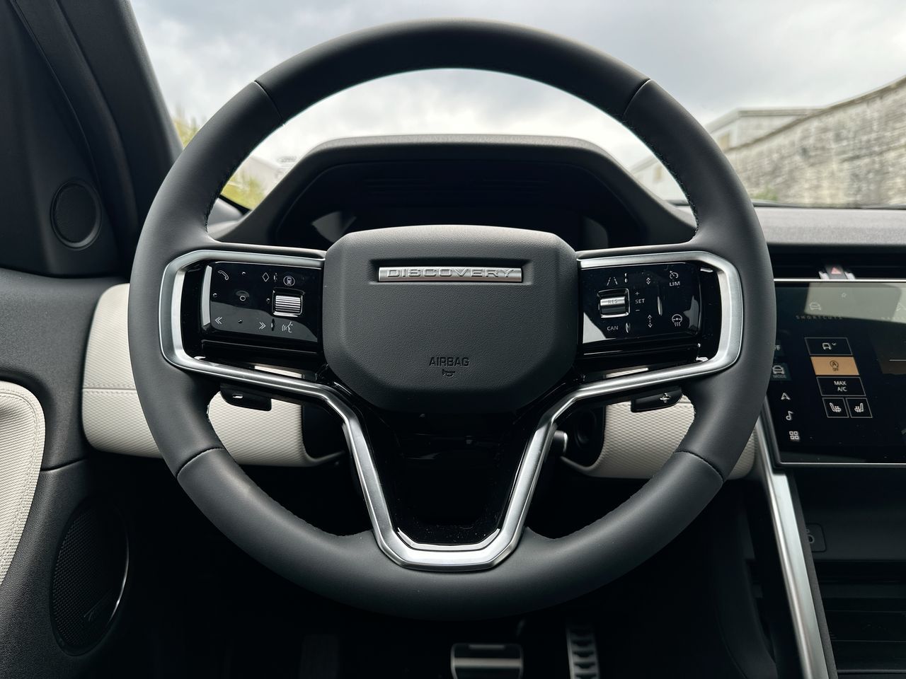 2026 Land Rover Discovery Sport