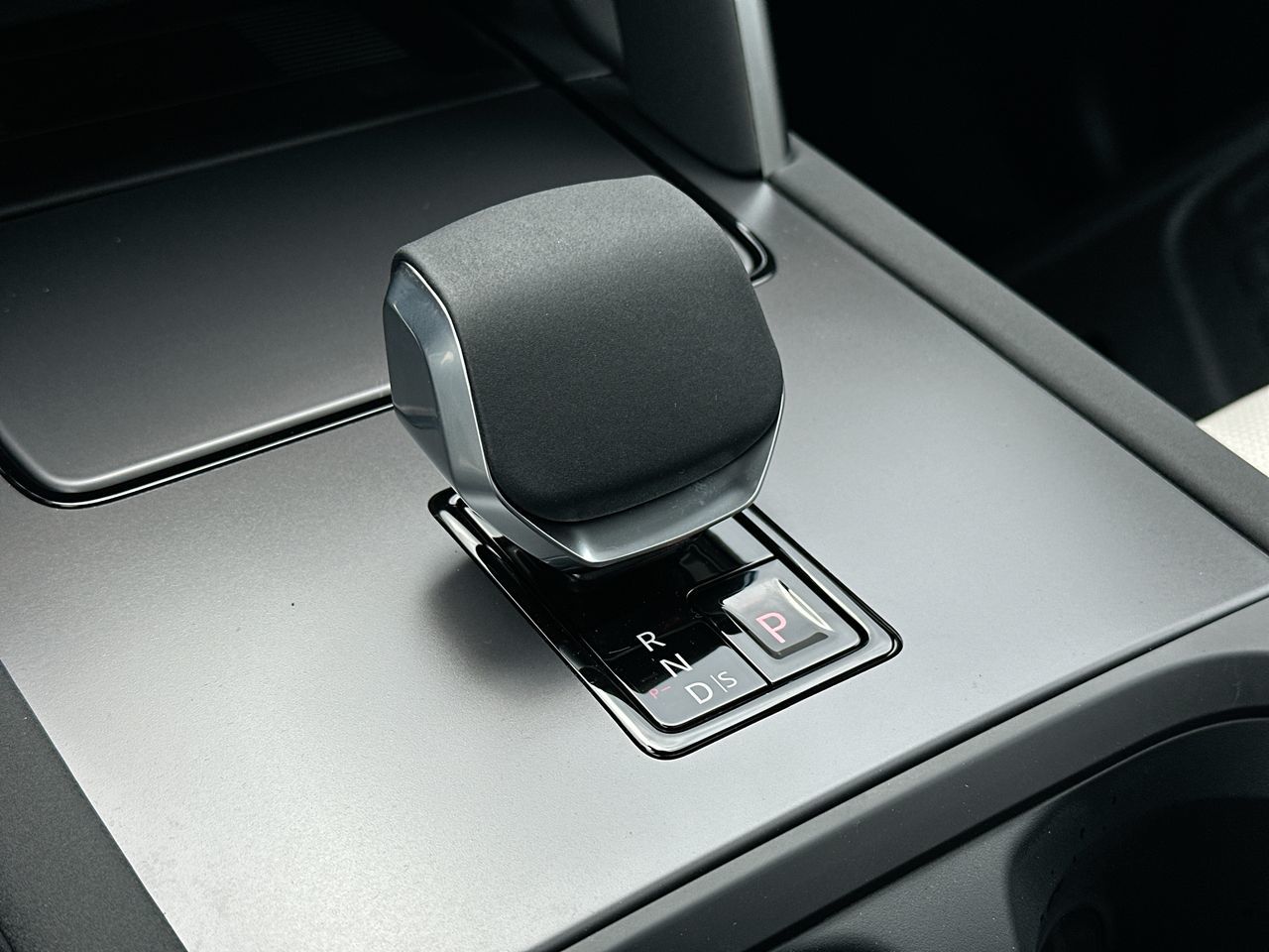2026 Land Rover Discovery Sport