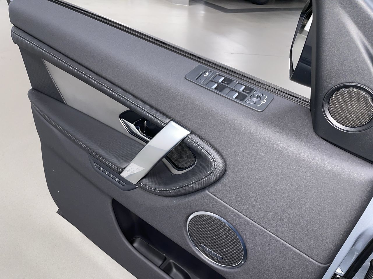 2026 Land Rover Discovery Sport
