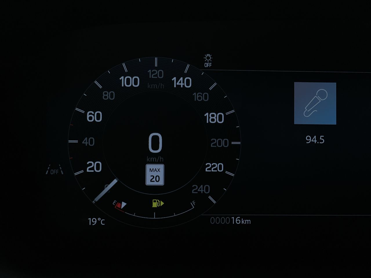 2025 Land Rover Discovery in Vancouver, British Columbia