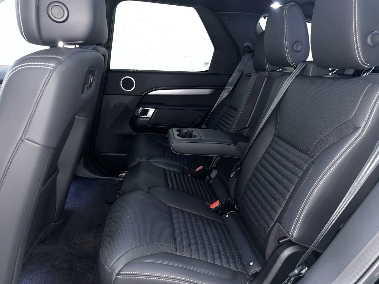 2025 Land Rover Discovery