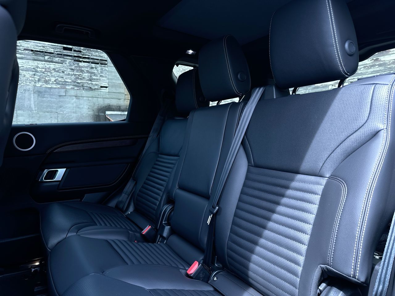 2026 Land Rover Discovery