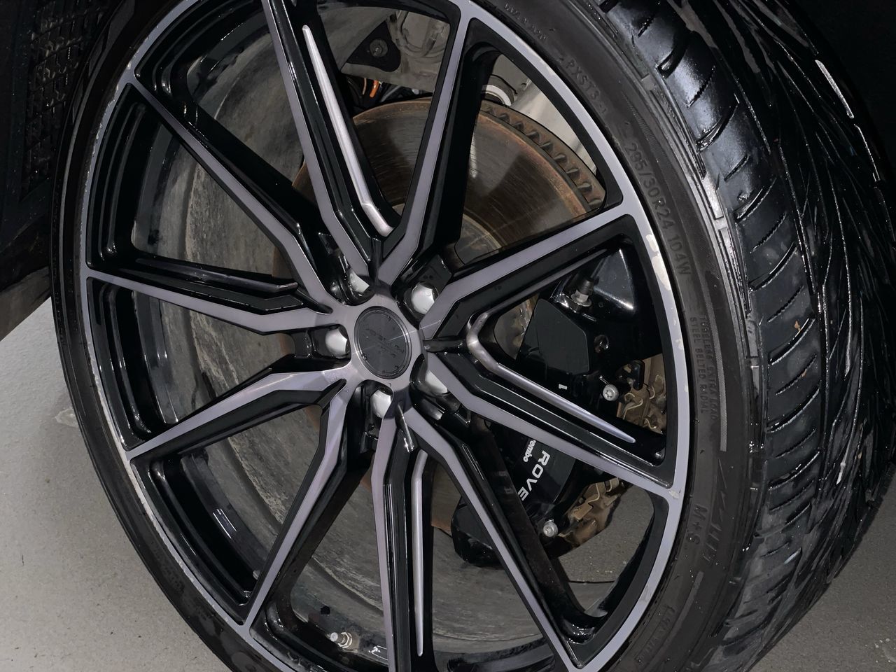 2023  New Range Rover