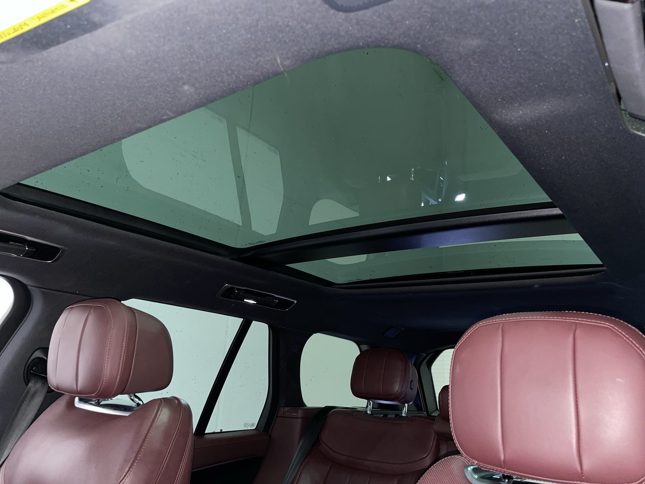 2023  New Range Rover