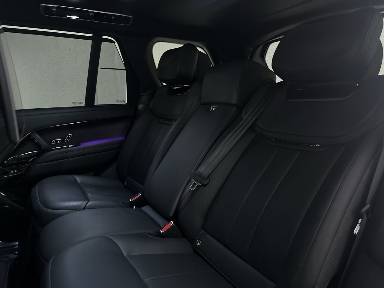 2023  New Range Rover