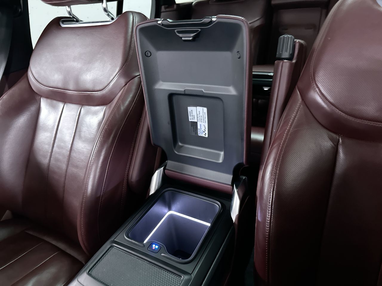 2023  New Range Rover