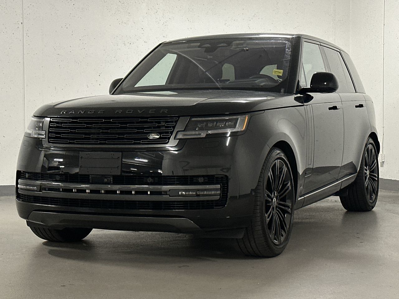 2023  New Range Rover