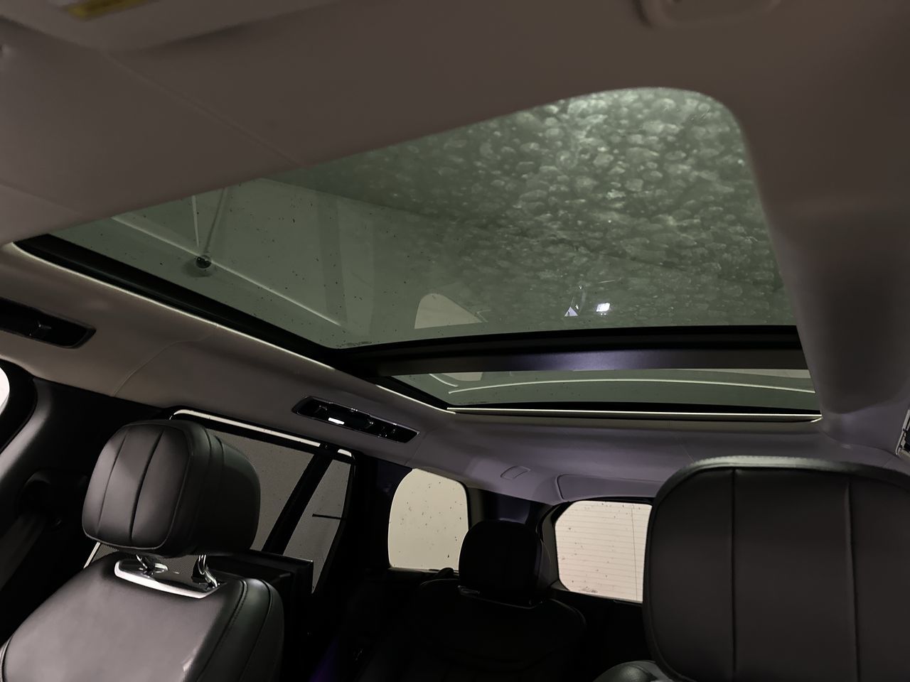 2023  New Range Rover