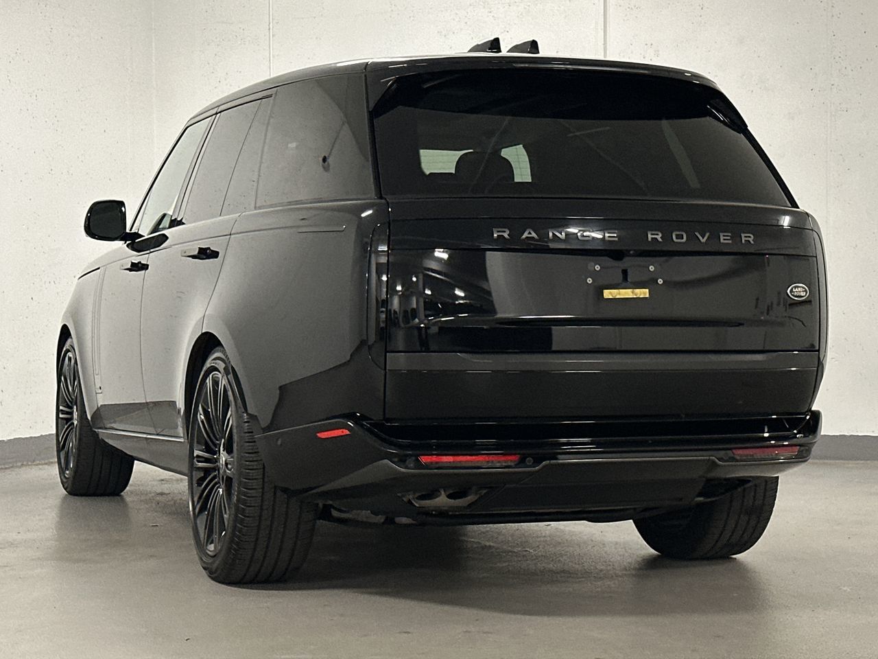 2023  New Range Rover