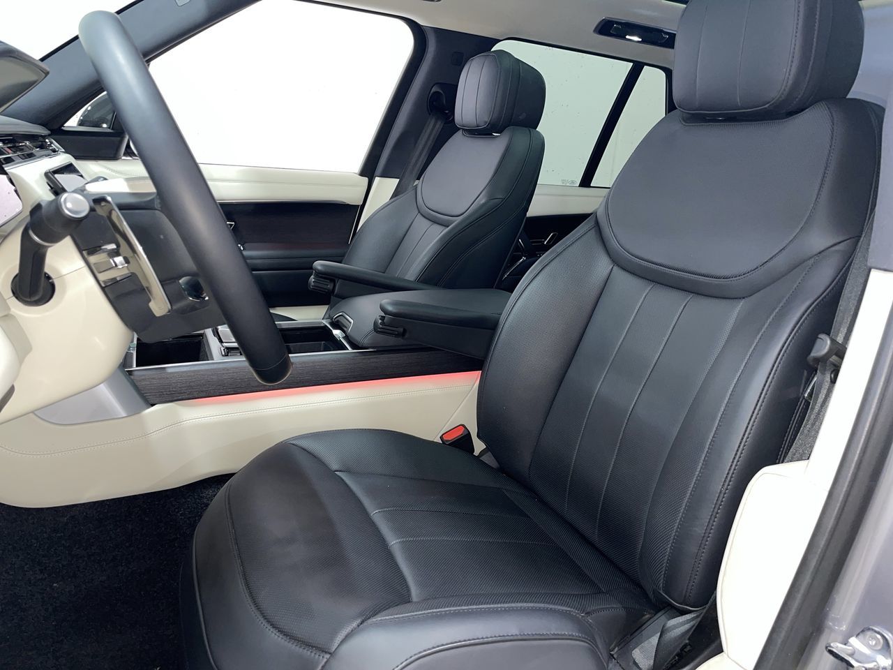 2024  New Range Rover