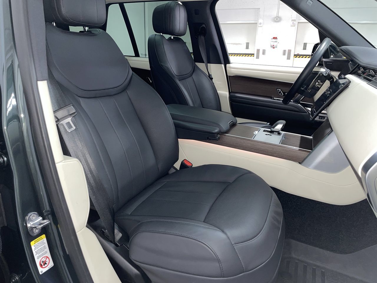 2024  New Range Rover