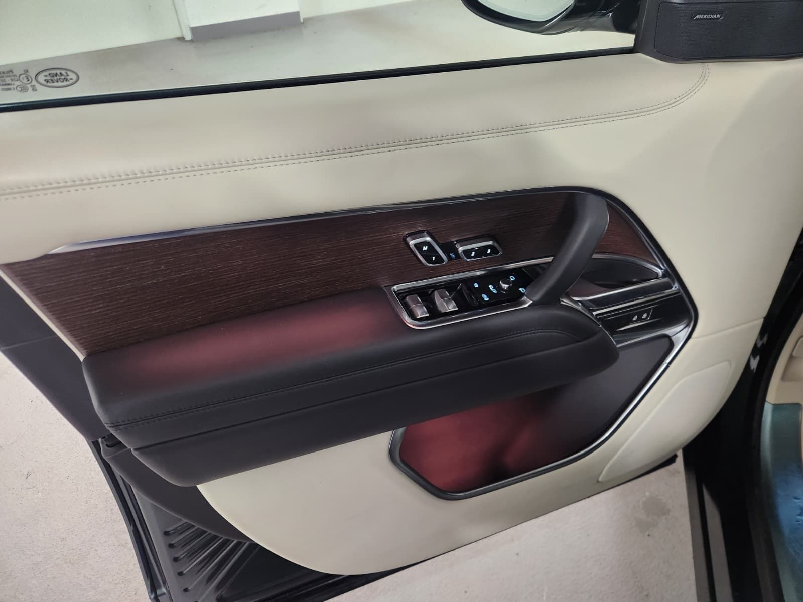 2024  New Range Rover