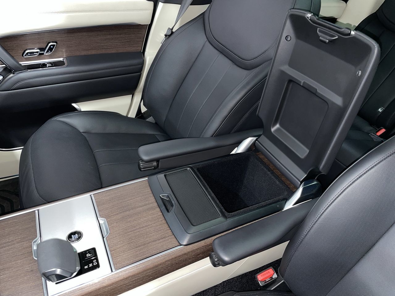 2024  New Range Rover