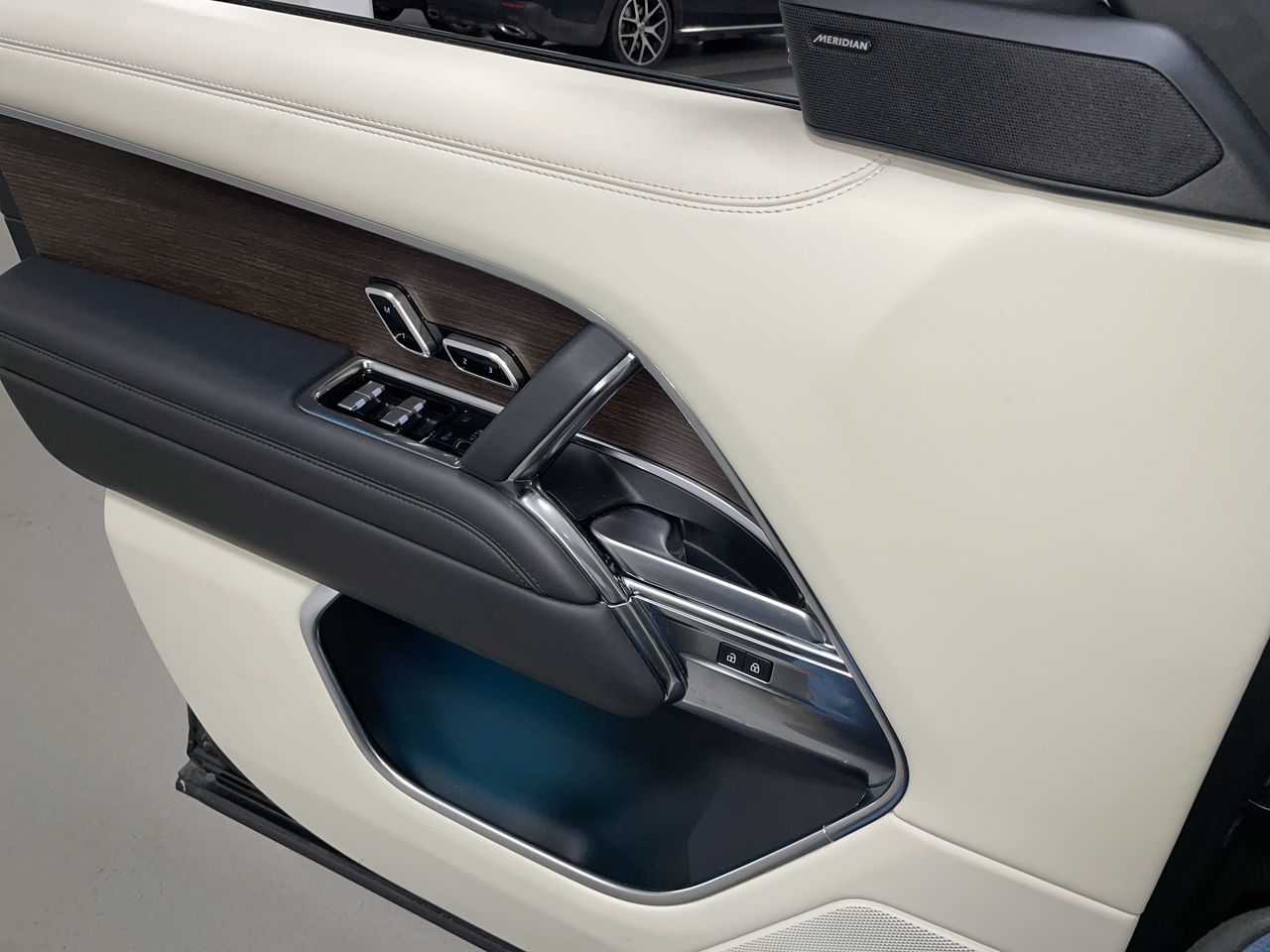 2024  New Range Rover