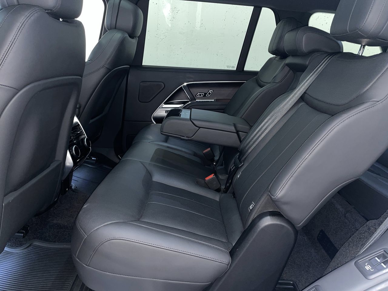 2024  New Range Rover