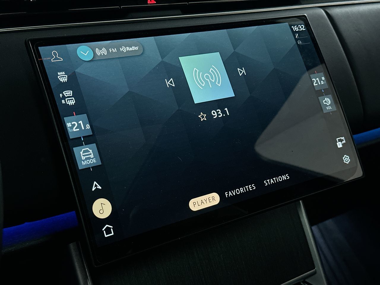 2024  New Range Rover