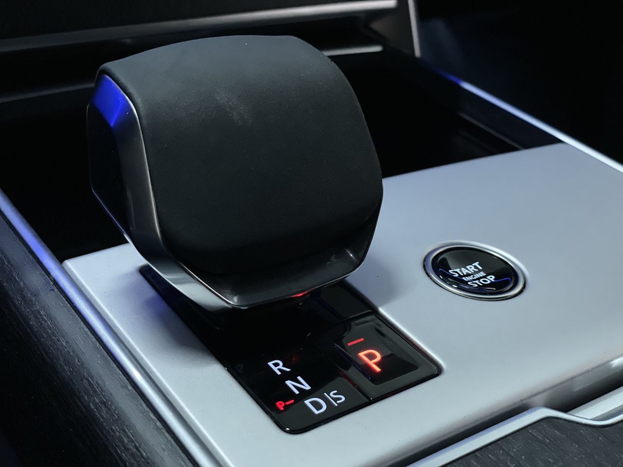 2024  New Range Rover