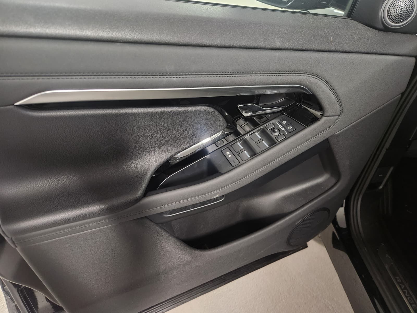 2023  Range Rover Evoque