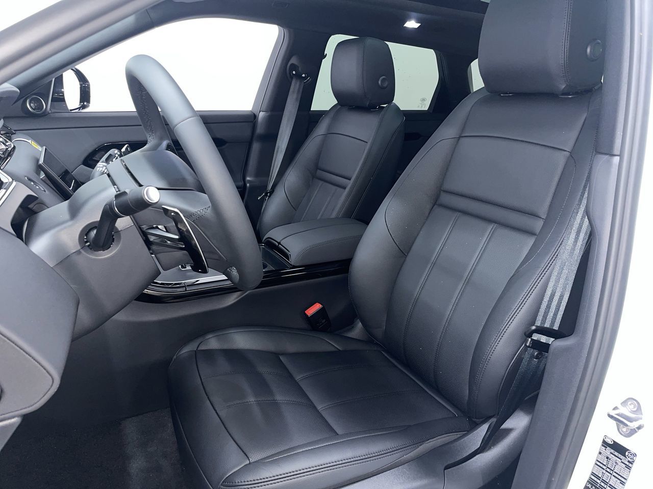 2024 Land Rover Range Rover Evoque in Vancouver, British Columbia