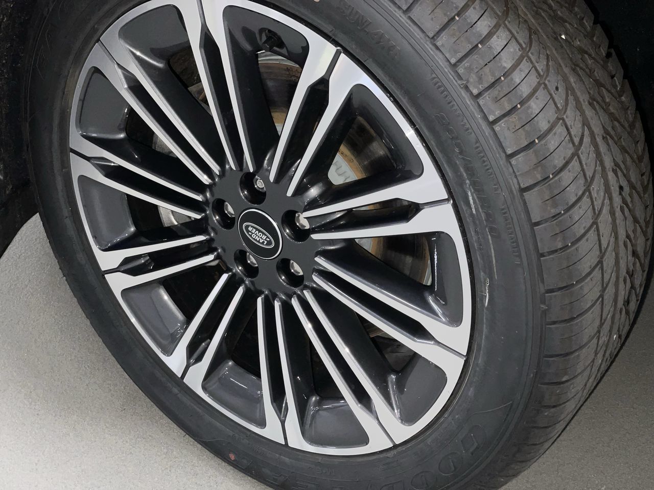 2024 Land Rover Range Rover Evoque in Vancouver, British Columbia