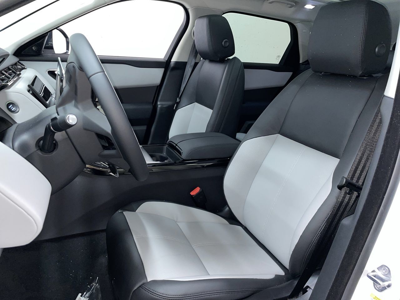 2025 Land Rover Range Rover Evoque in Vancouver, British Columbia