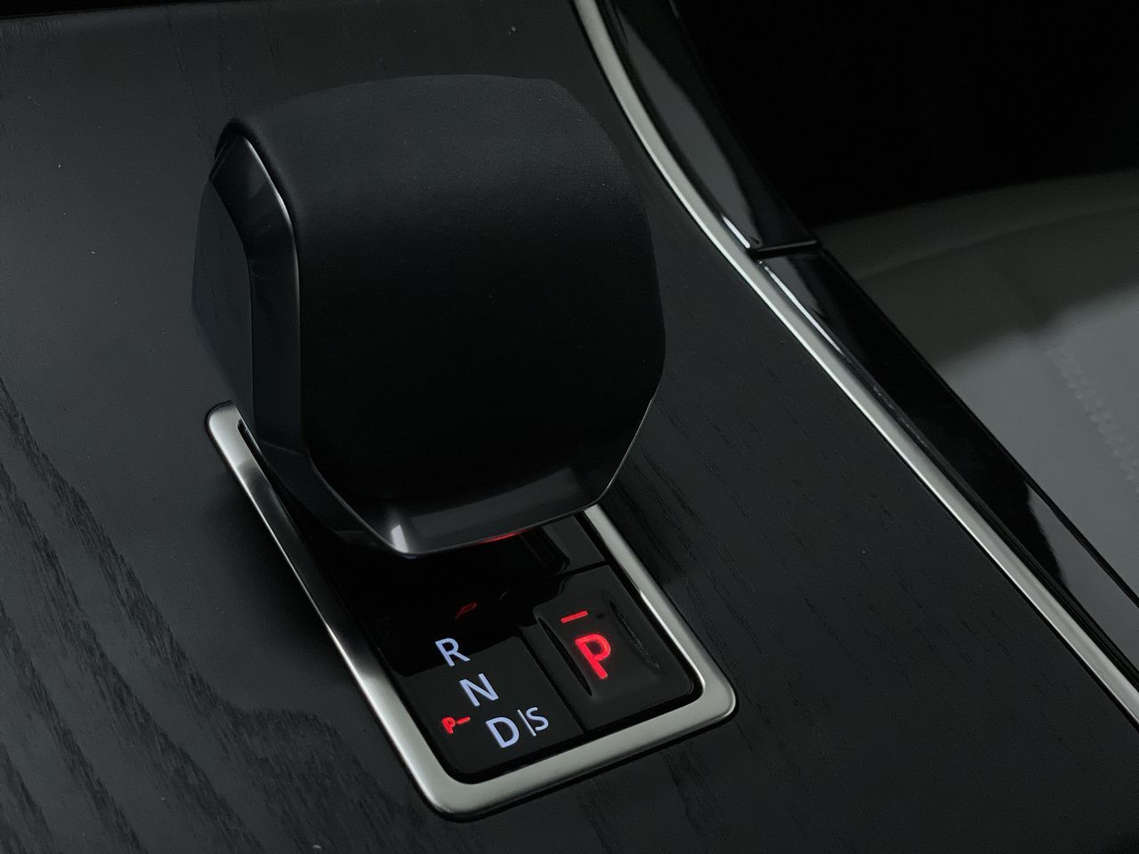 2026  Range Rover Evoque