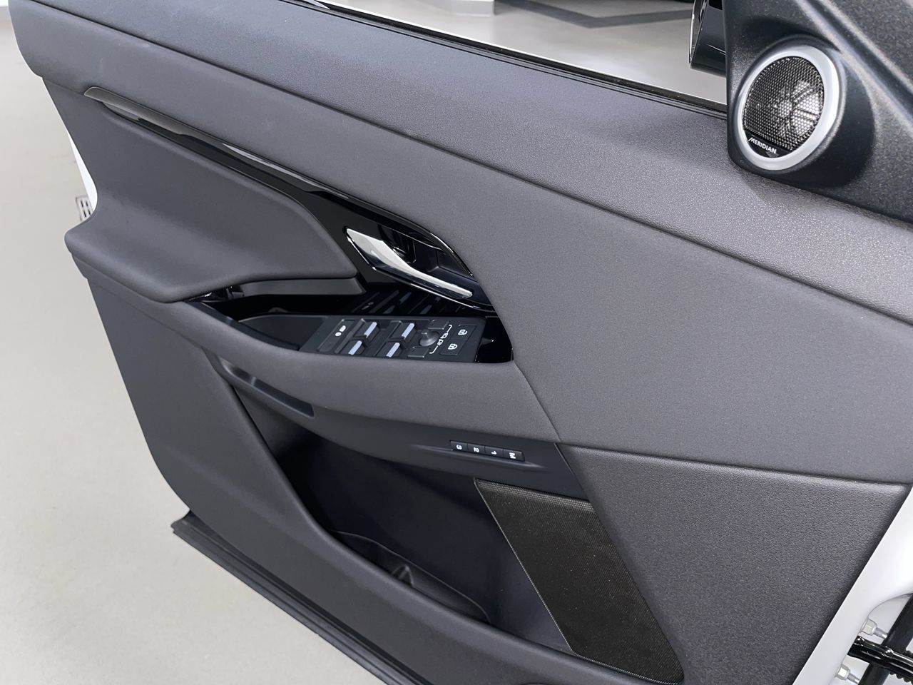 2026  Range Rover Evoque