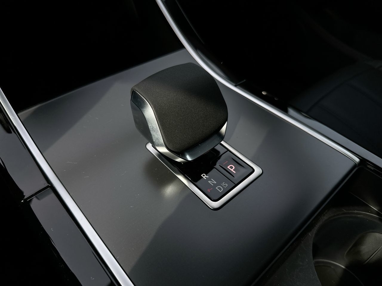 2026  Range Rover Evoque