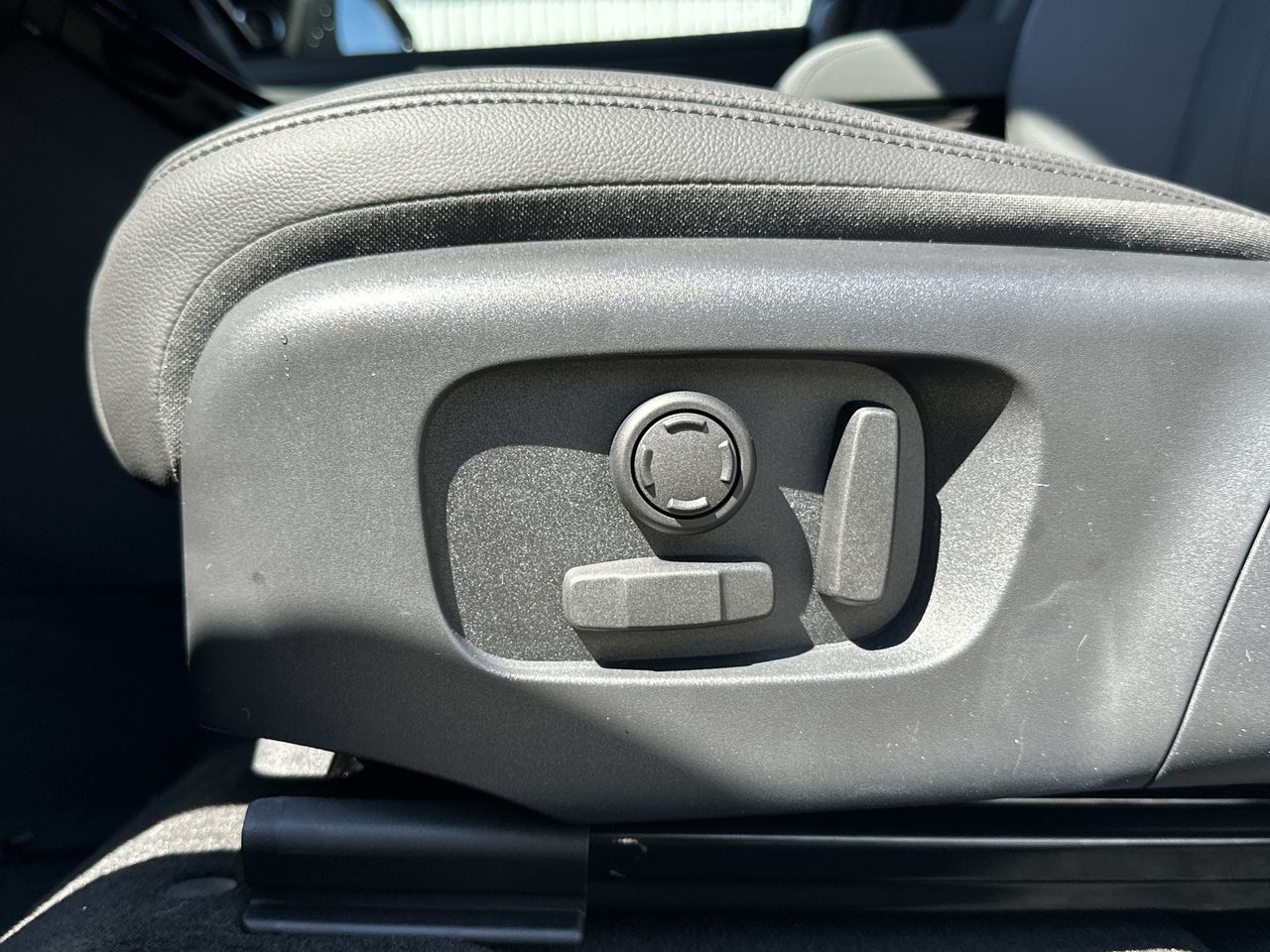 2026  Range Rover Evoque