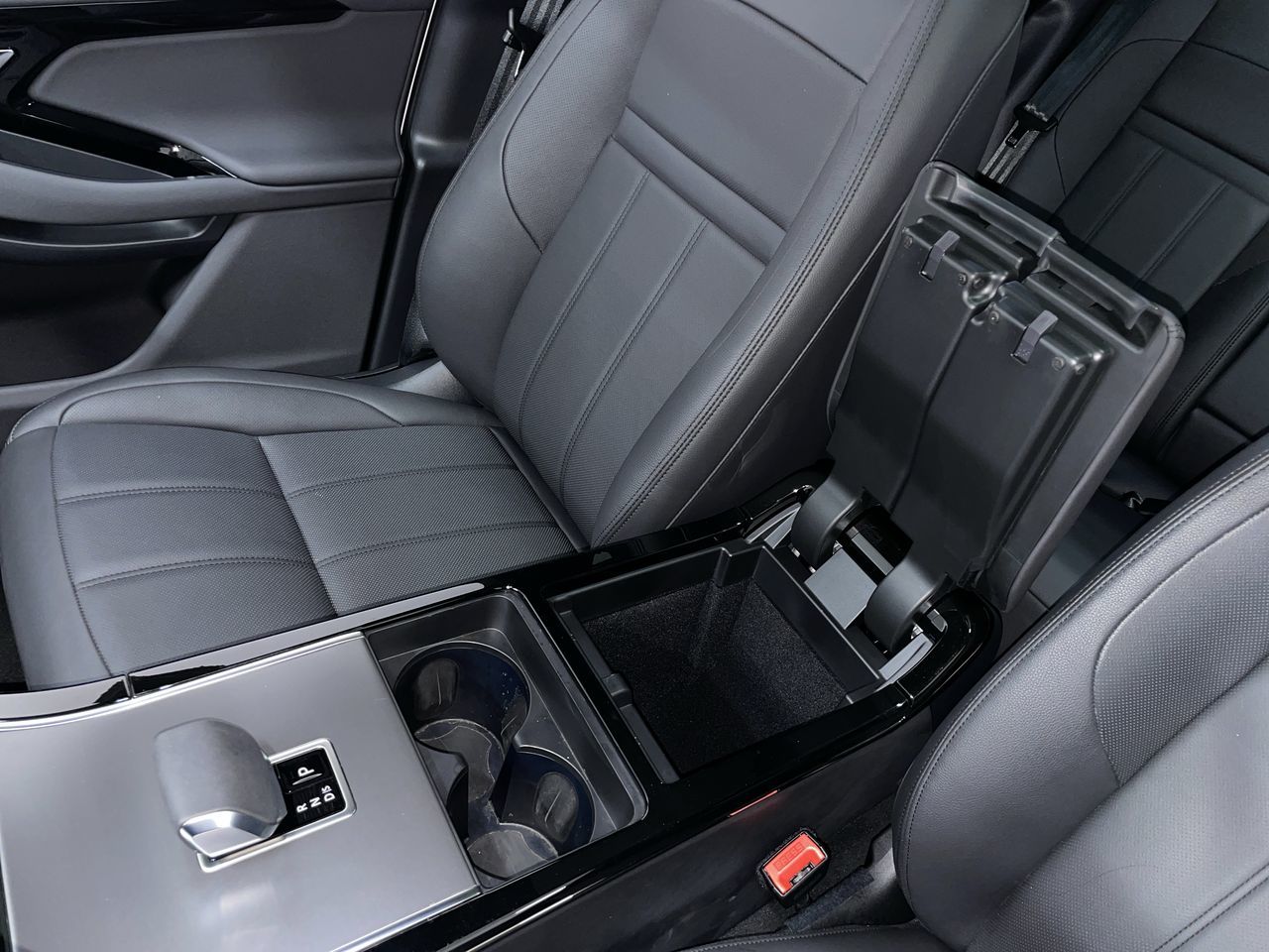 2026  Range Rover Evoque