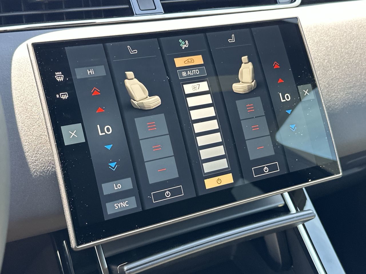 2026  Range Rover Evoque