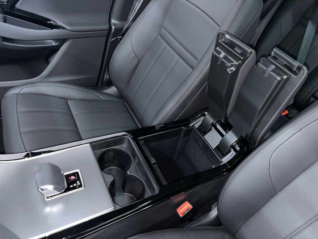 2026  Range Rover Evoque