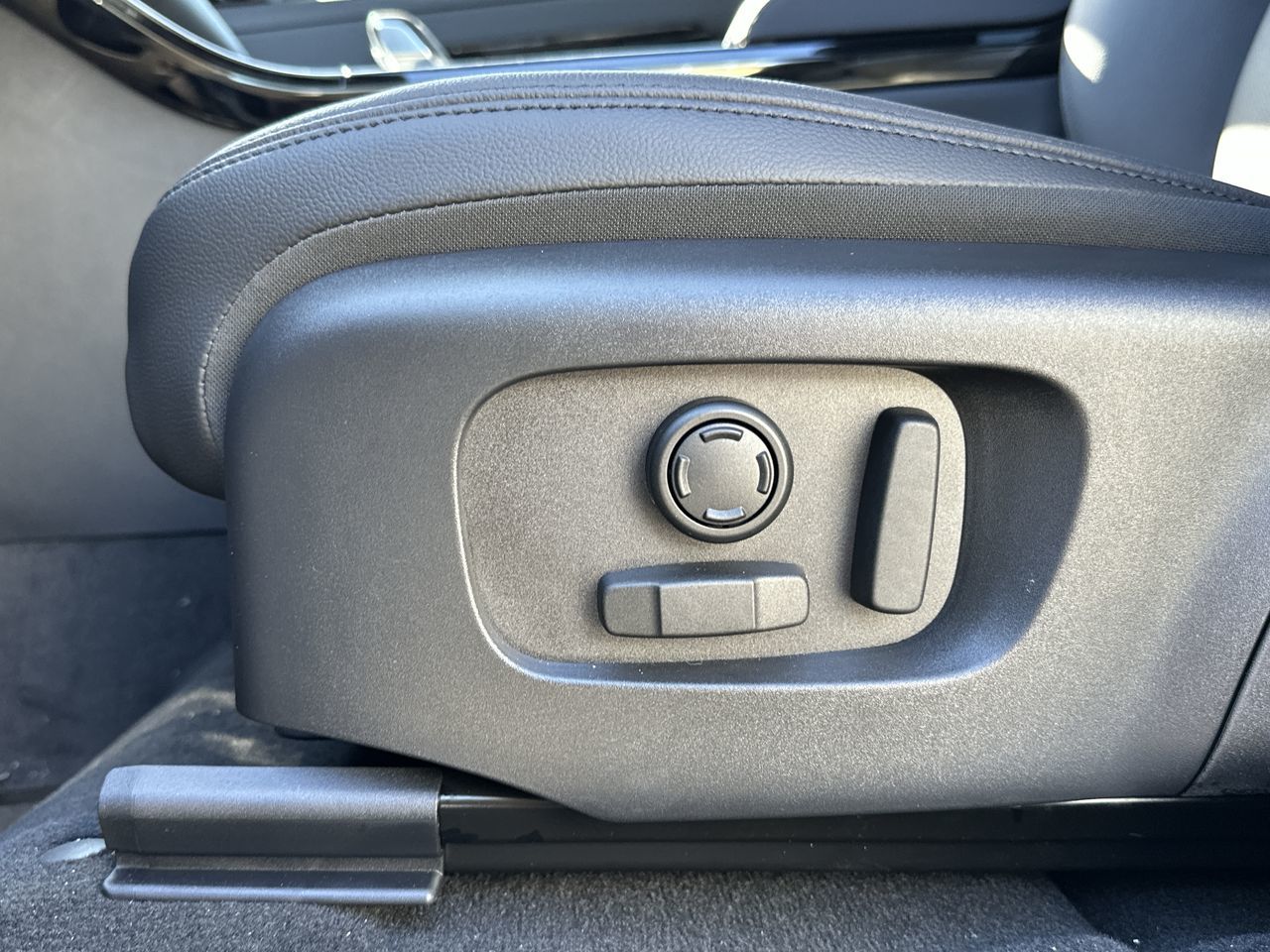 2026  Range Rover Evoque